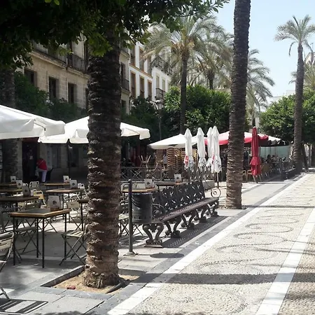 Апартаменти Sherryflat Caballeros - Parking Херес-де-ла-Фронтера